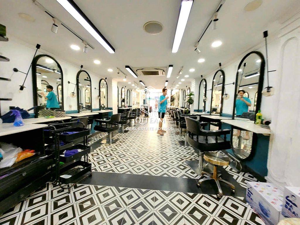 MẶT TIỀN NGUYỄN GIA TRÍ (D2) - 4x20m - 5 TẦNG - GIÁ THUÊ: 80 TRIỆU