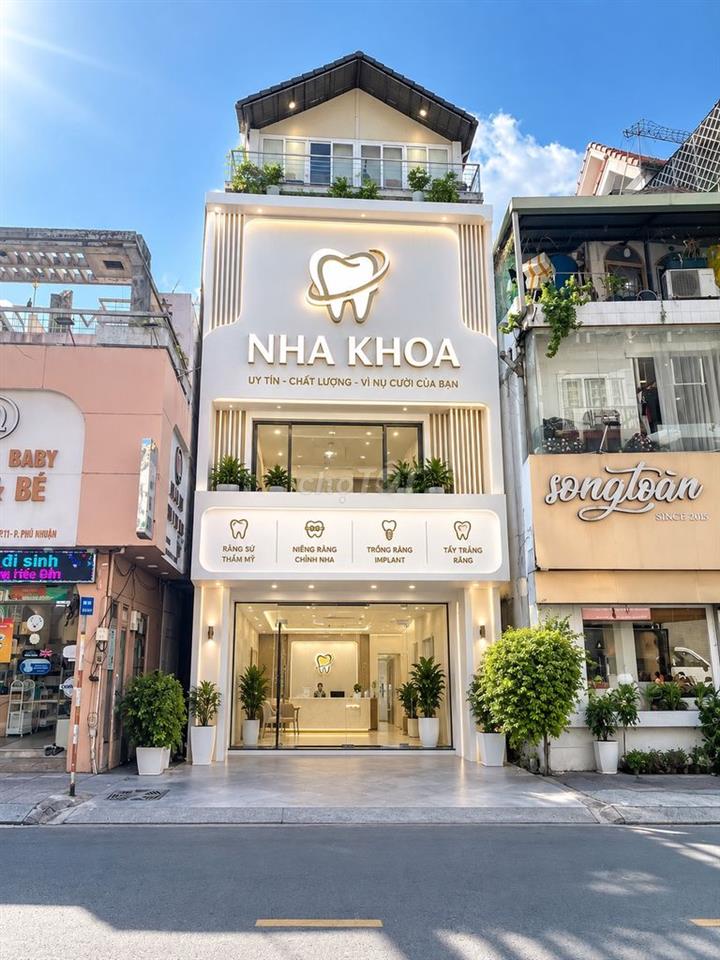 CHO THUÊ HUỲNH VĂN BÁNH, PHÚ NHUẬN - 7x11m - 5 TẦNG - GIÁ: 59 TRIỆU