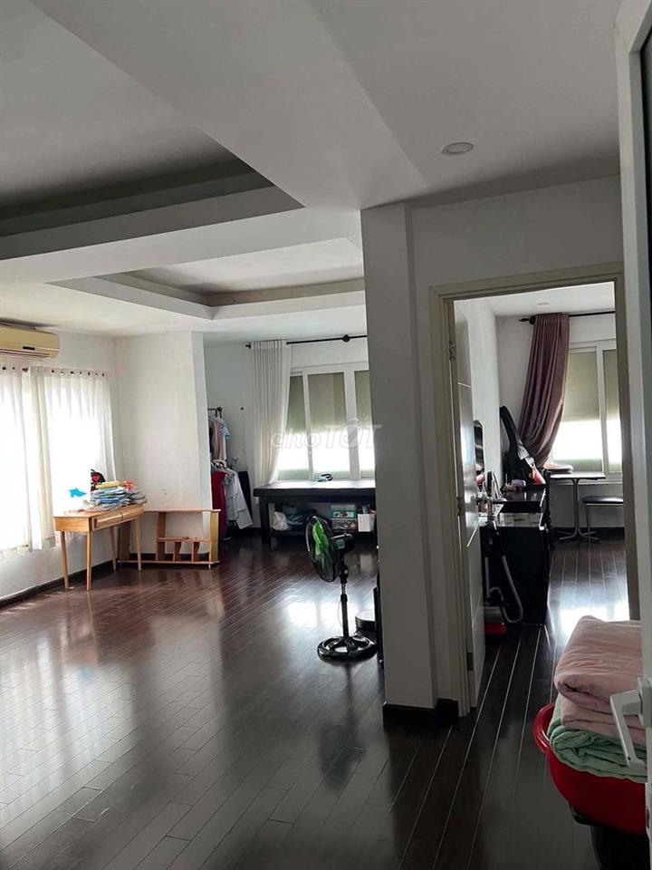 CHO THUÊ HUỲNH VĂN BÁNH, PHÚ NHUẬN - 7x11m - 5 TẦNG - GIÁ: 59 TRIỆU