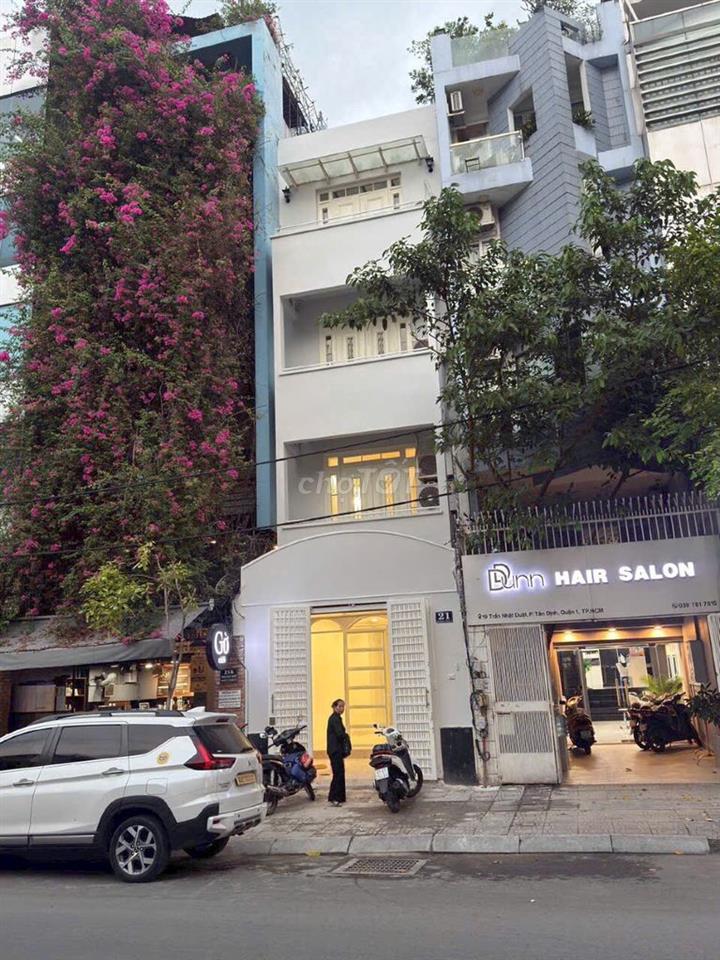 CHO THUÊ NHÀ 21 TRẦN NHẬT DUẬT, QUẬN 1 - 4 TẦNG - 4,2x20m - 65 TRIỆU