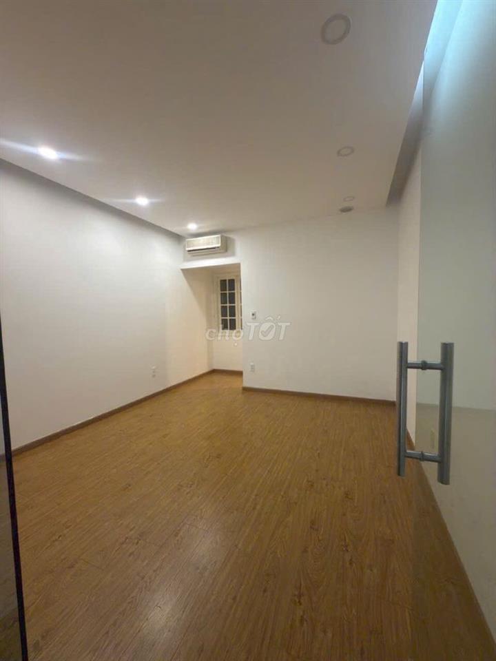 CHO THUÊ NHÀ 21 TRẦN NHẬT DUẬT, QUẬN 1 - 4 TẦNG - 4,2x20m - 65 TRIỆU