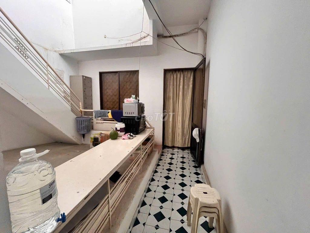 MẶT TIỀN HAI BÀ TRƯNG - NHÀ THỜ TÂN ĐỊNH - 4,3x20m - 3 TẦNG - 70 TRIỆU