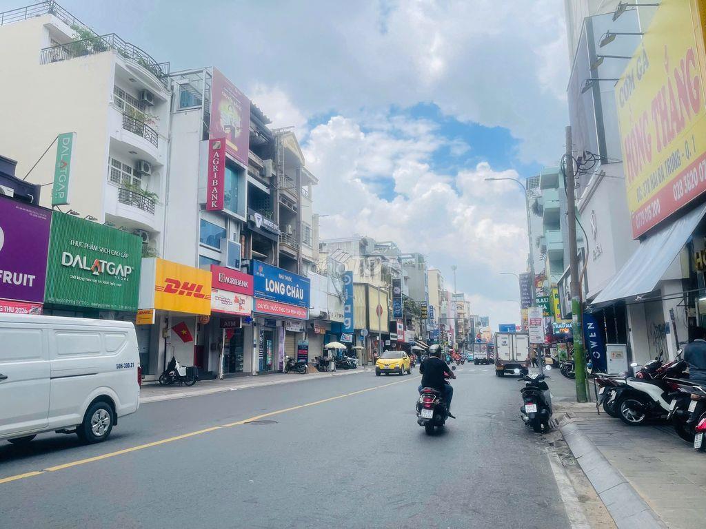 MẶT TIỀN HAI BÀ TRƯNG - NHÀ THỜ TÂN ĐỊNH - 4,3x20m - 3 TẦNG - 70 TRIỆU