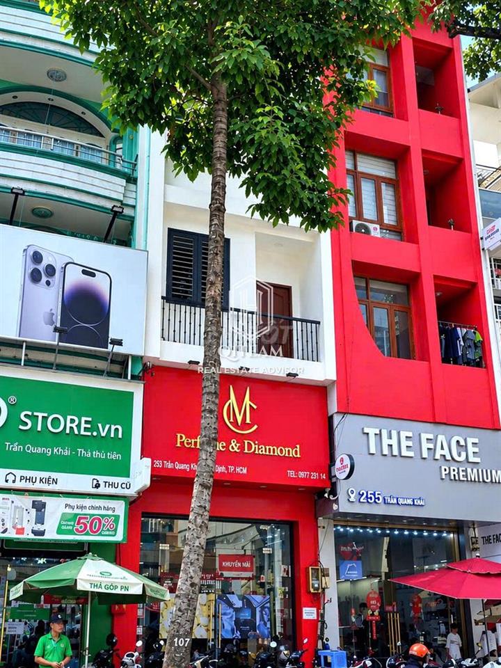 GÓC HAI BÀ TRƯNG & TRẦN QUANG KHẢI Q.1 - 4x17m - 5 TẦNG - GIÁ 60 TRIỆU