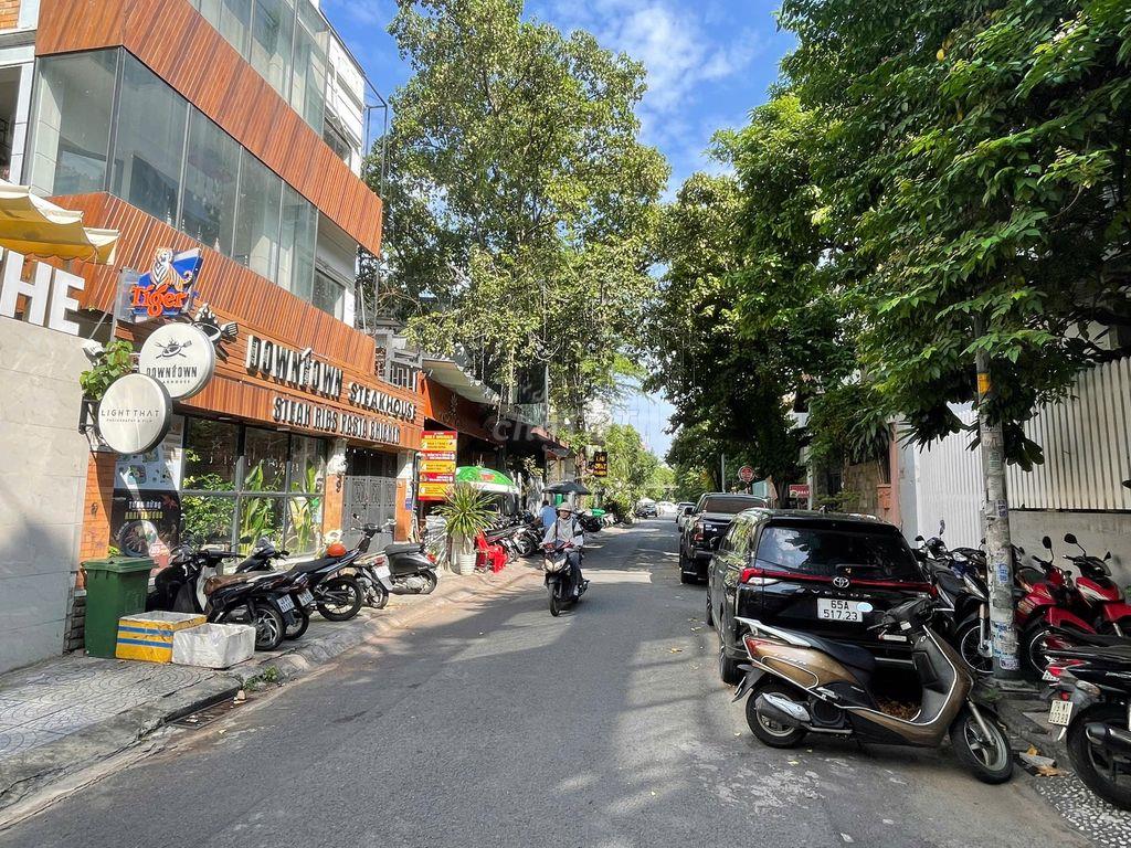 MẶT TIỀN HOA MAI - PHAN XÍCH LONG - 8x15m - 4 TẦNG - GIÁ 70 TRIỆU
