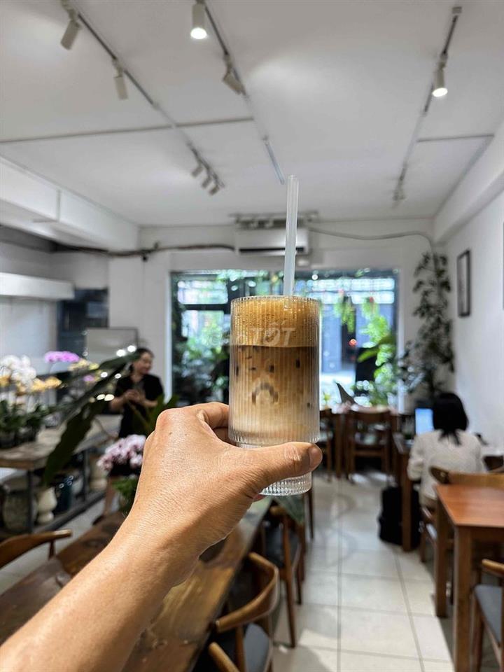 Tìm đối tác phù hợp như đồ thủ công/ vintage / chậu gốm bình thuỷ tinh