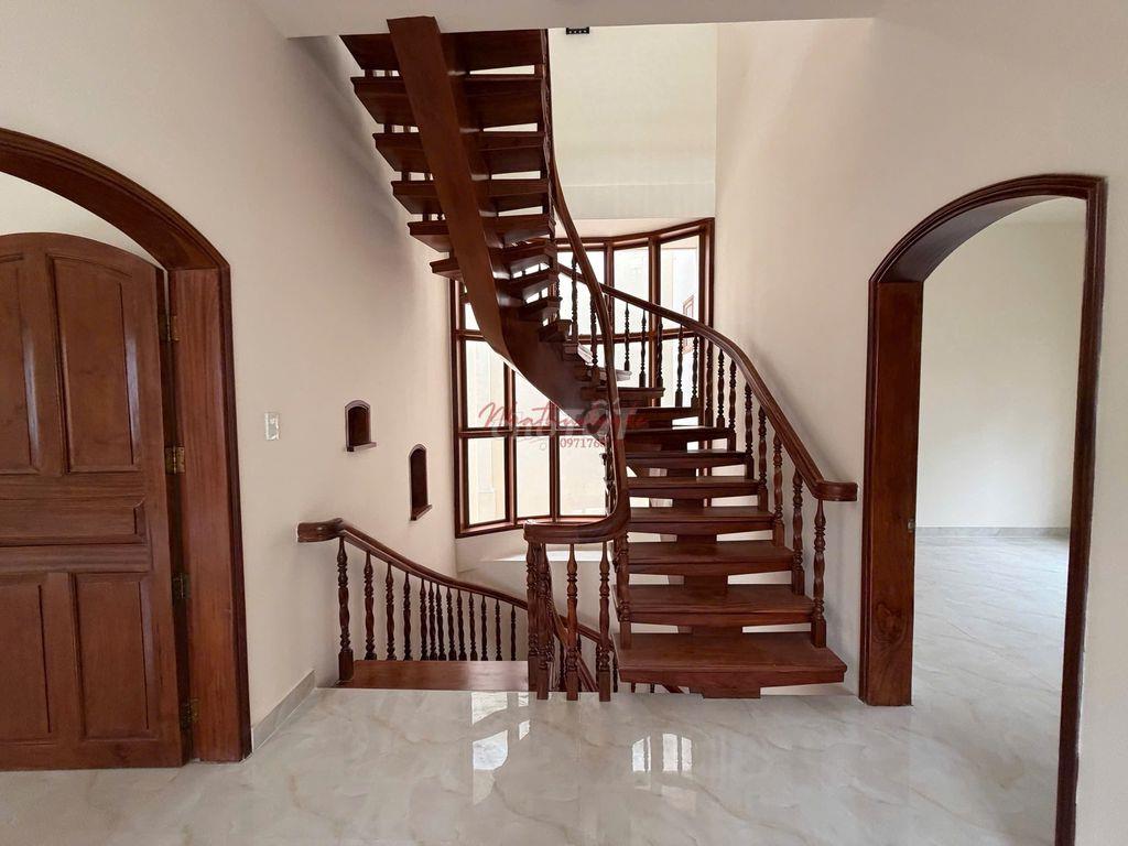 HÀNG HIẾM - VILLA CỰC ĐẸP PHÚ NHUẬN - HỒ BIỂU CHÁNH GIÁ CHỈ 8X !!!