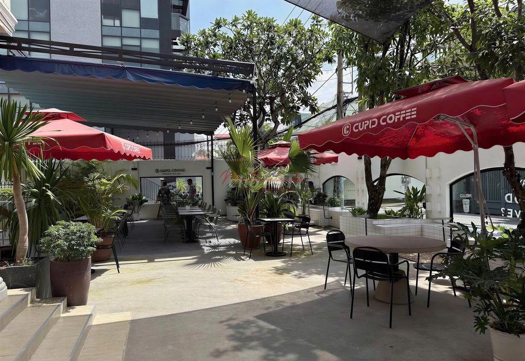 VILLA THẢO ĐIỀN NỞ HẬU – GẦN 850M² DTSD, GIÁ CHỈ 1XX !!
