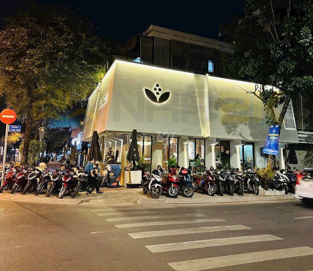 GIẢM GIÁ THUÊ SẬP SÀN - GÓC 2MT LÝ CHÍNH THẮNG CHỈ CÒN 1XX !!!