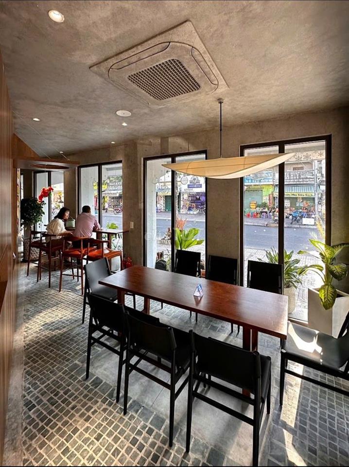 GIẢM GIÁ THUÊ SẬP SÀN - GÓC 2MT LÝ CHÍNH THẮNG CHỈ CÒN 1XX !!!