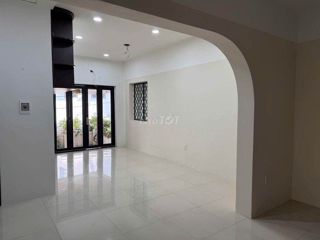 🔥 WOW - VILLA 12M NGANG NGUYỄN VĂN TRỖI, 5 PHÒNG, GIÁ CHỈ 5X!