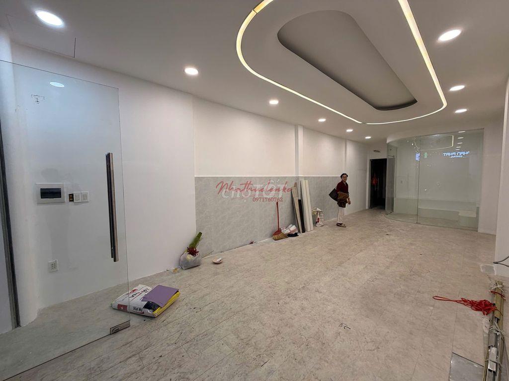 Mặt tiền Q1 Trần Đình Xu - giá cực kỳ mềm chỉ 3x, nhà mới sáng sủa !!!