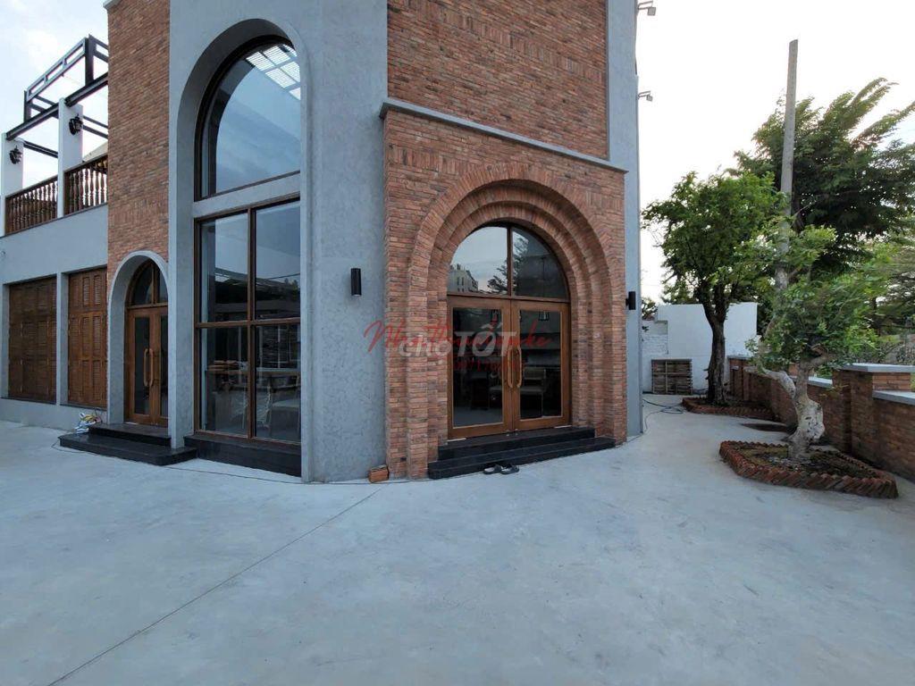 Sân vườn to đùng ngay trung tâm Q2 Thảo Điền, giá siêu mềm chỉ 1xx !!!