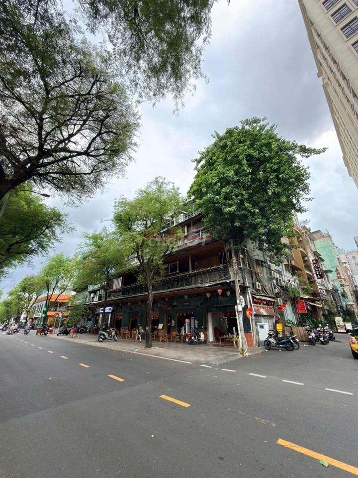 Góc 2MT Quận 1, 400m², 4 tầng, giá 10.000 USD! Hàng đẹp cực hiếm !!!