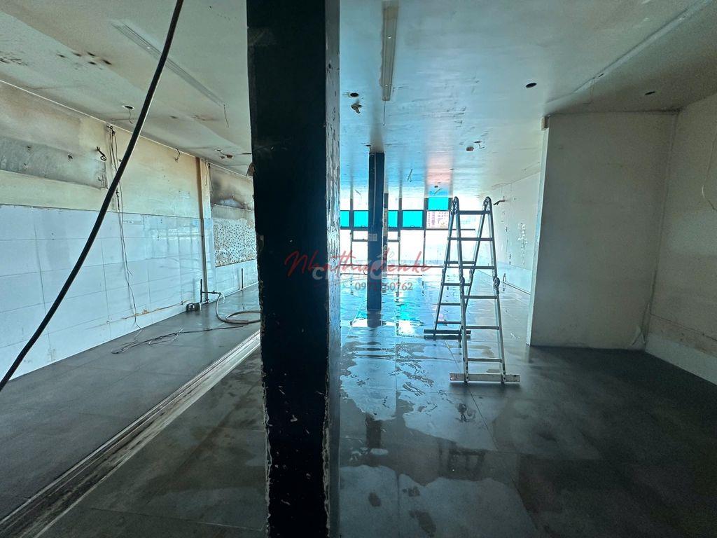 Hàng hiếm MT Tôn Đức Thắng, Q1! 400m² sử dụng, giá chỉ 100TR !!!