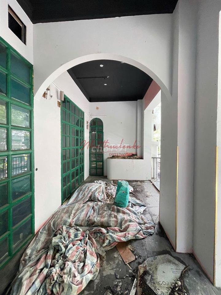 VIP Đồng Khởi, Quận 1! Sàn 300m², ngang 8m, giá chỉ 75TR!