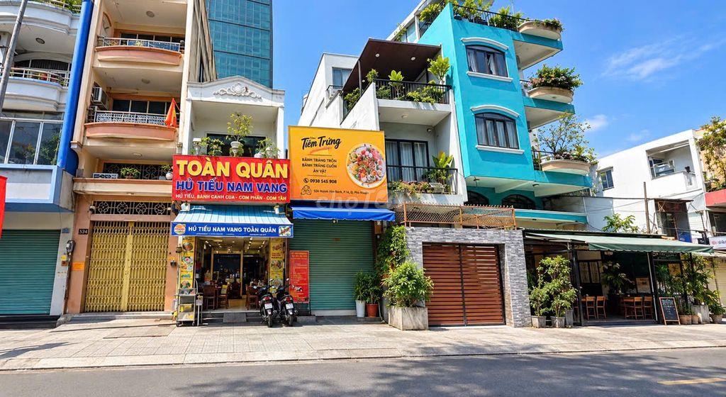 MB Khu phố du lịch - giá rẻ Quận 1 