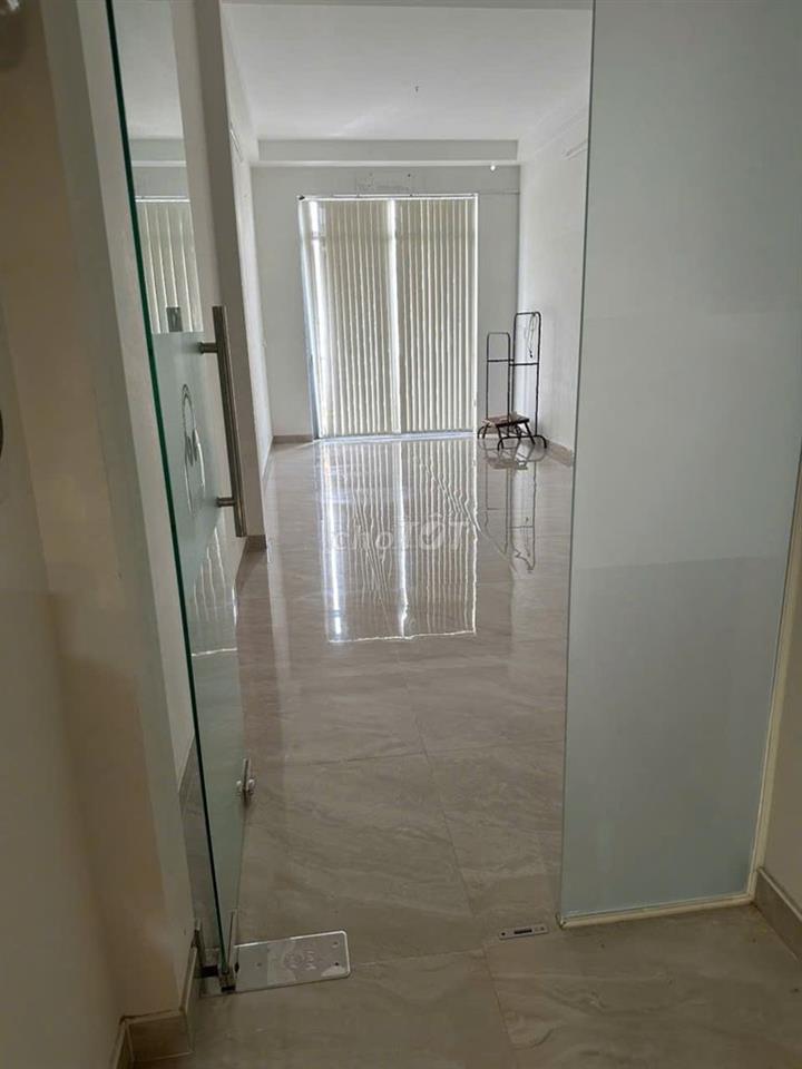 Nhà MTKD Đường Huỳnh Văn Bánh - 3PN 3WC - 3.5x12m - Có Thang Máy