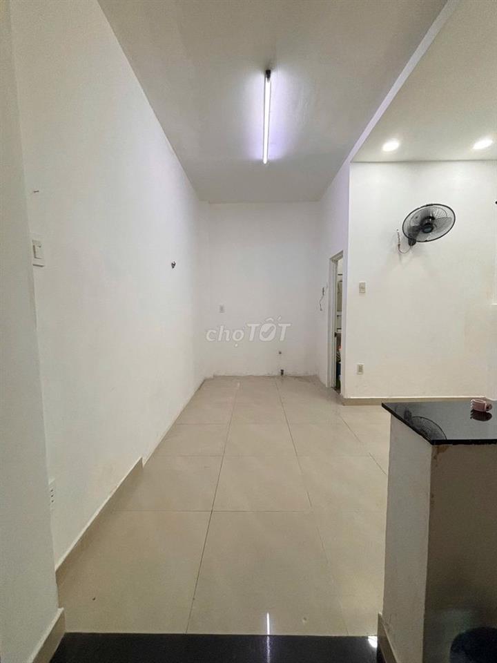 Nhà Nguyên Căn Đường Sư Vạn Hạnh - 4PN 3WC - 4x10m