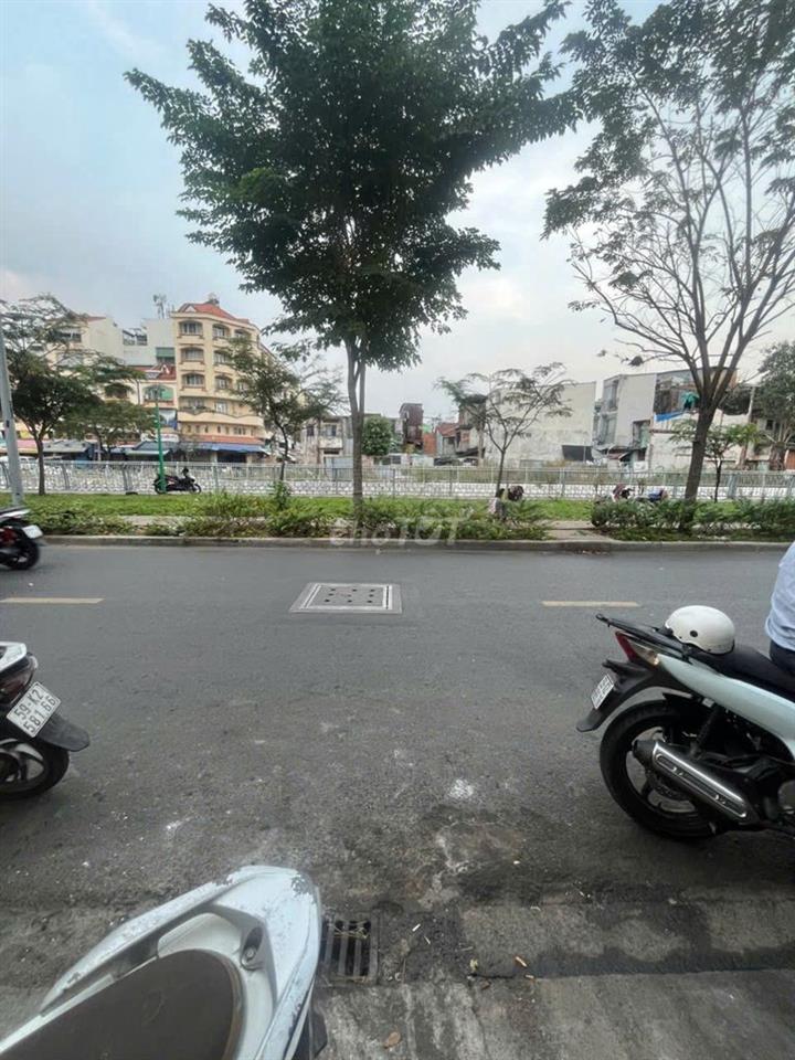 Nhà Nguyên Căn Mới MTKD Đường Bãi Sậy - 4PN 3WC - 3x10m