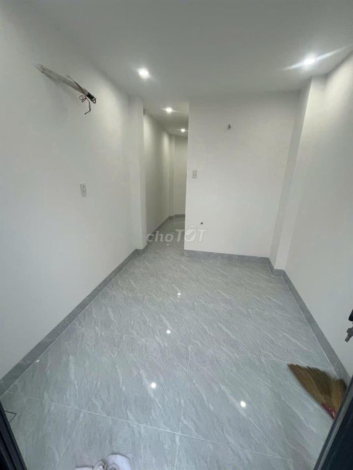 Nhà Nguyên Căn Mới MTKD Đường Bãi Sậy - 4PN 3WC - 3x10m