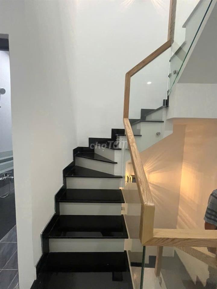 Nhà Nguyên Căn Mới MTKD Đường Bãi Sậy - 4PN 3WC - 3x10m