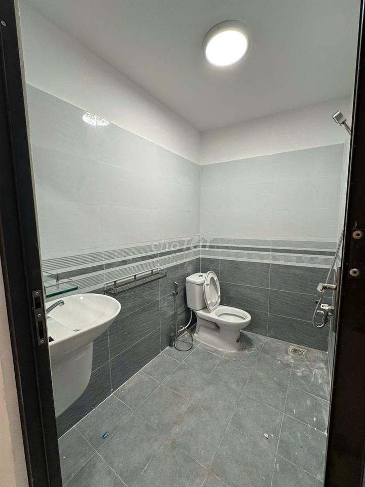 Mặt Bằng/Kho Hẻm Xe Hơi Đường Hồng Bàng - 80m2