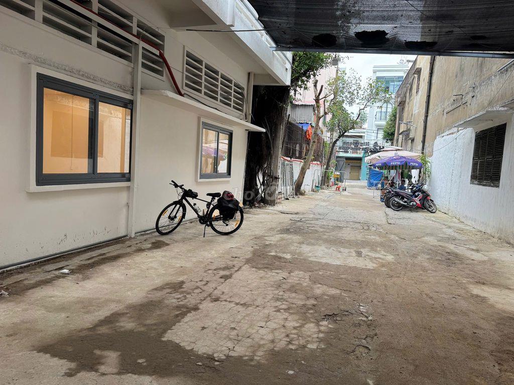 Mặt Bằng/Kho Hẻm Xe Hơi Đường Hồng Bàng - 80m2