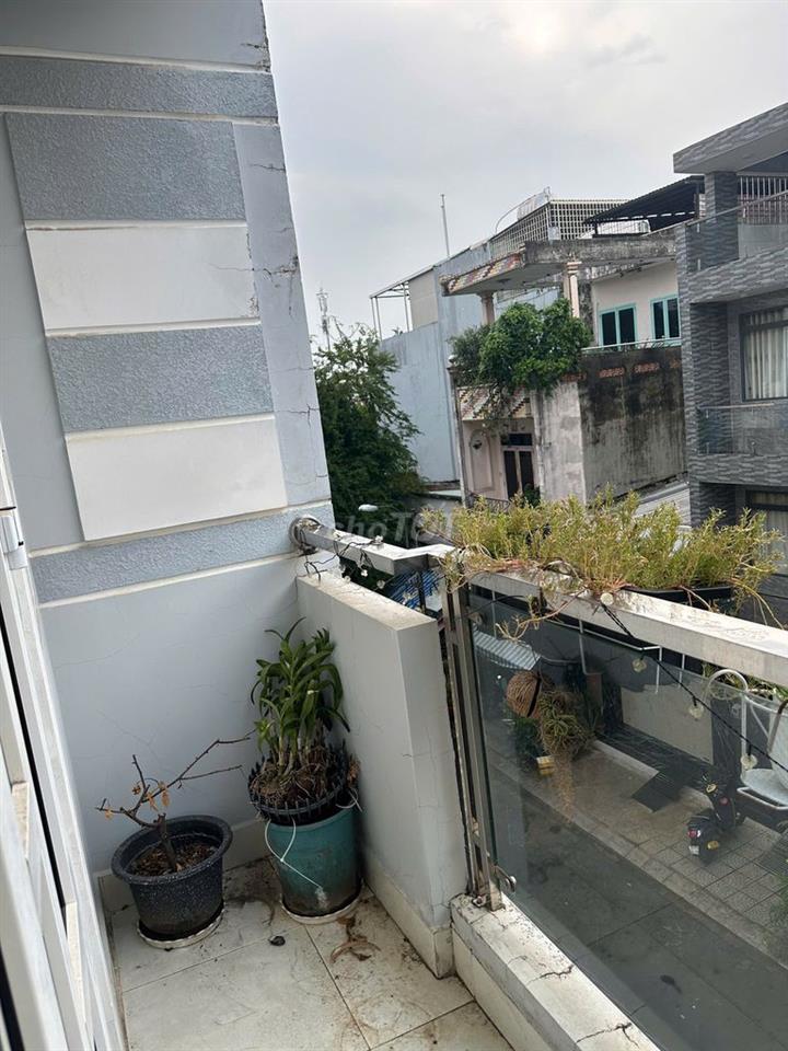 Nhà Nguyên Căn Khu Bình Phú - 4PN 5WC - 4x16m - Sẵn Máy Lạnh