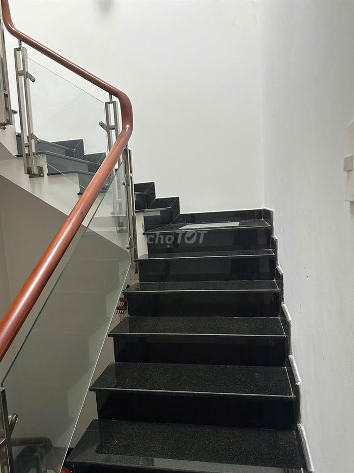 Nhà Nguyên Căn Khu Bình Phú - 4PN 5WC - 4x16m - Sẵn Máy Lạnh