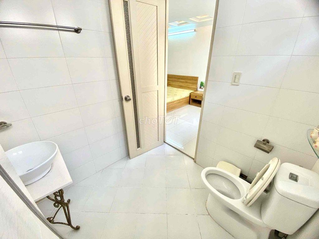 Chính chủ cho thuê phòng gần ĐH Văn Lang - Gigamall