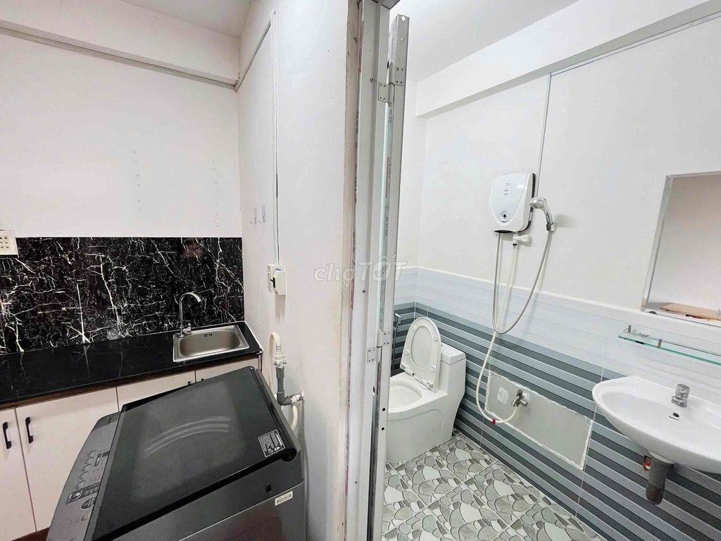 Phòng Tách Bếp 01 PN balcon thoáng mát gần VLU Gigamall
