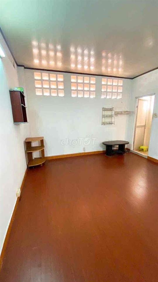 Phòng lớn rộng 30m2