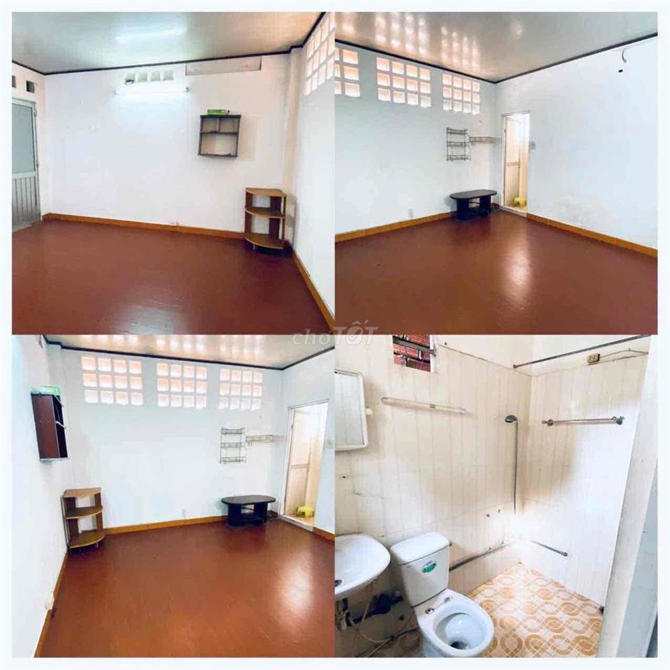 Phòng lớn rộng 30m2
