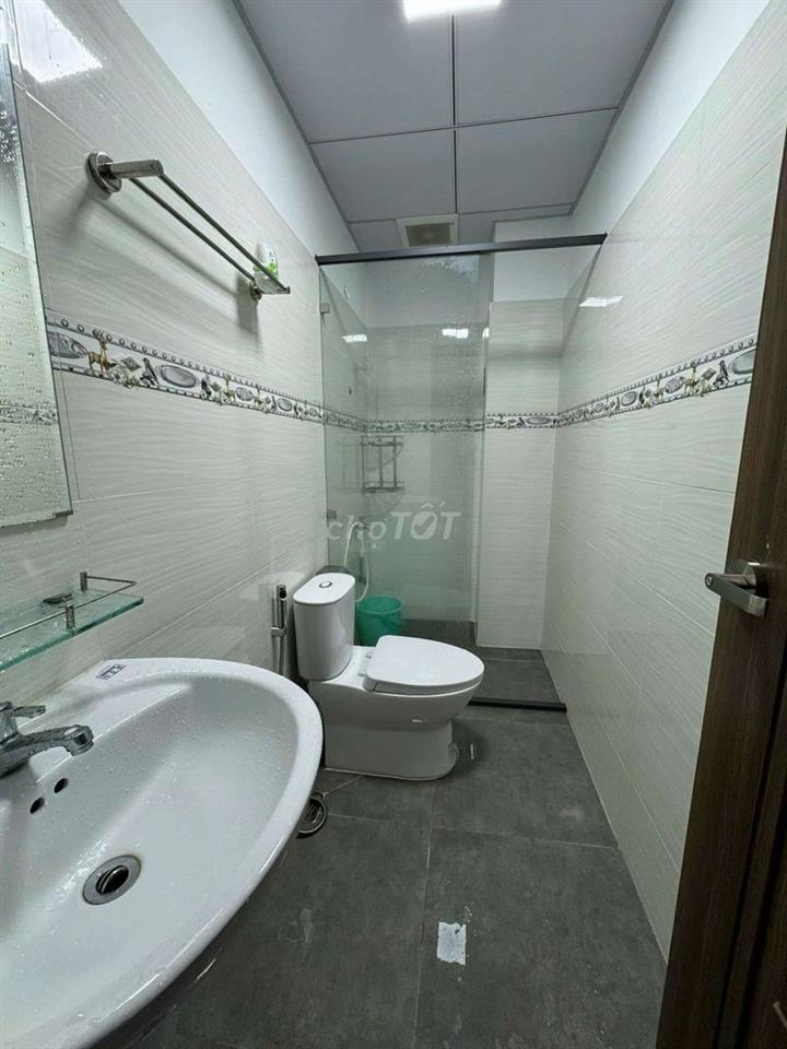 cho thuê phòng full nội thất ban công ngay gò vấp 