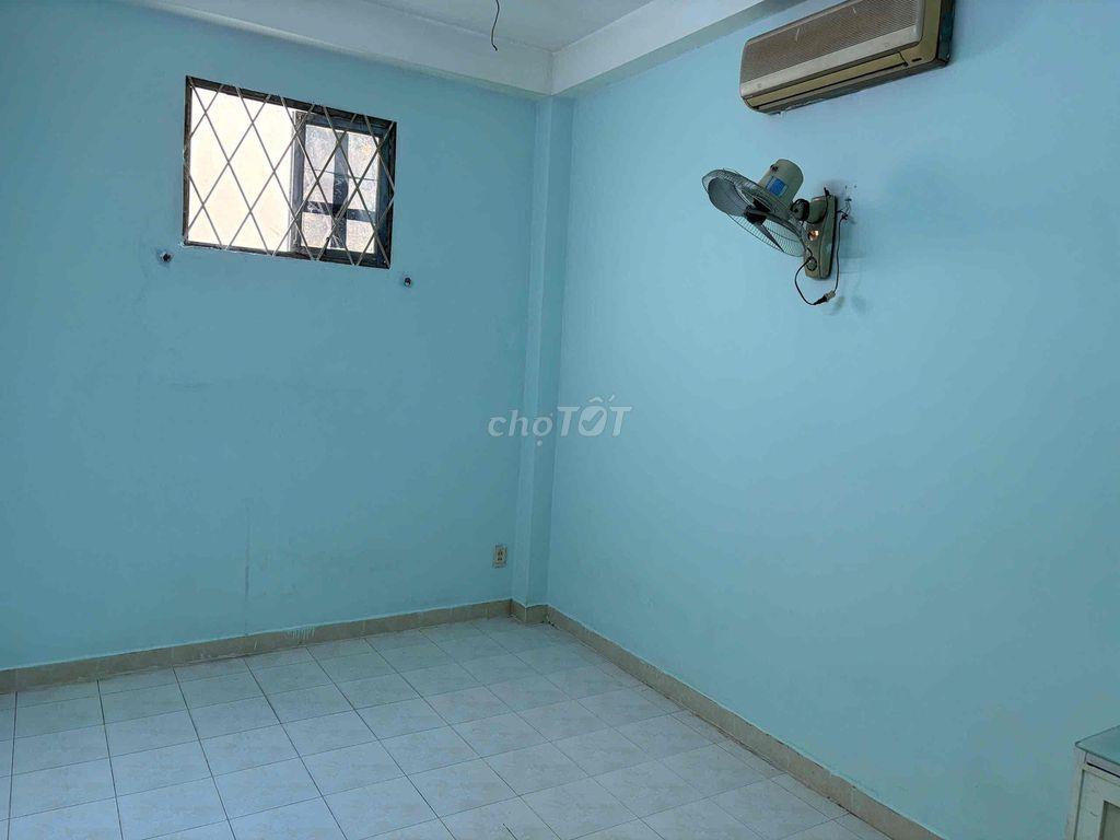 Sạch thoáng mát,Có ML-Giặt,Wc riêng sát bên công viên Phú Nhuận