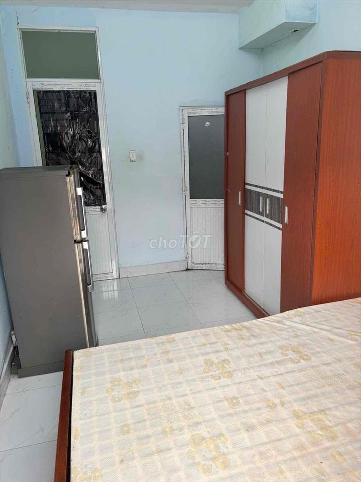 Phòng sạch -ngay Công viên PN-đầy đủ tiện nghi có ban công