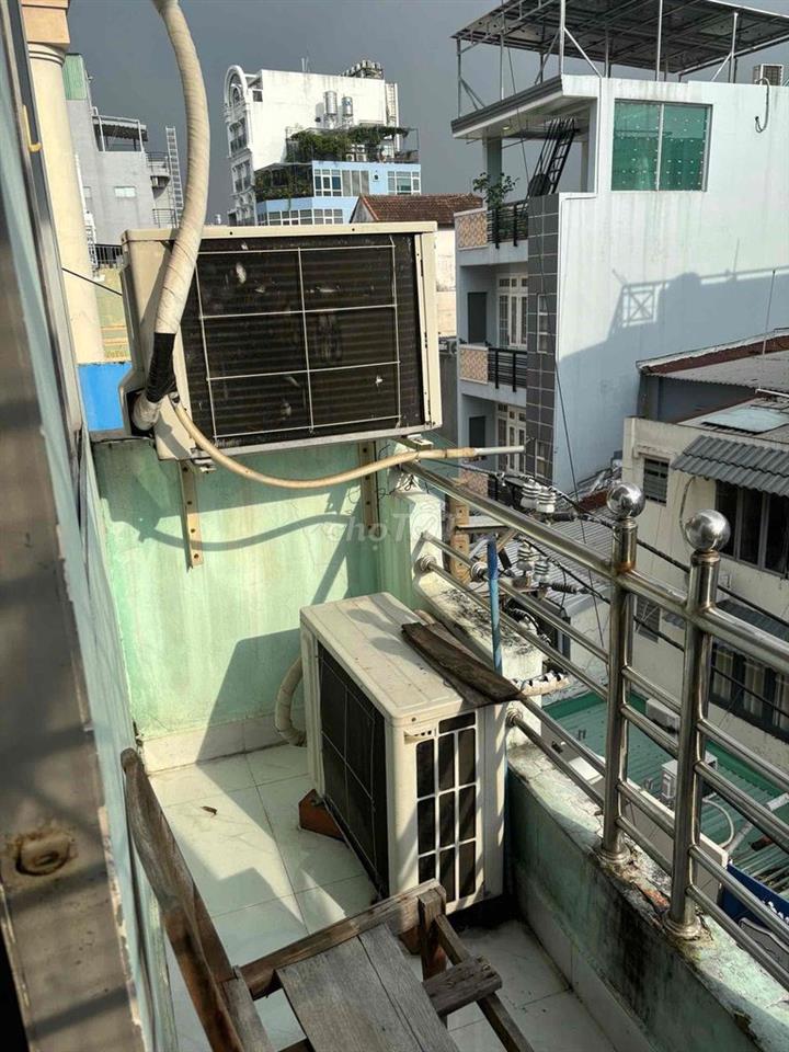 Phòng sạch -ngay Công viên PN-đầy đủ tiện nghi có ban công