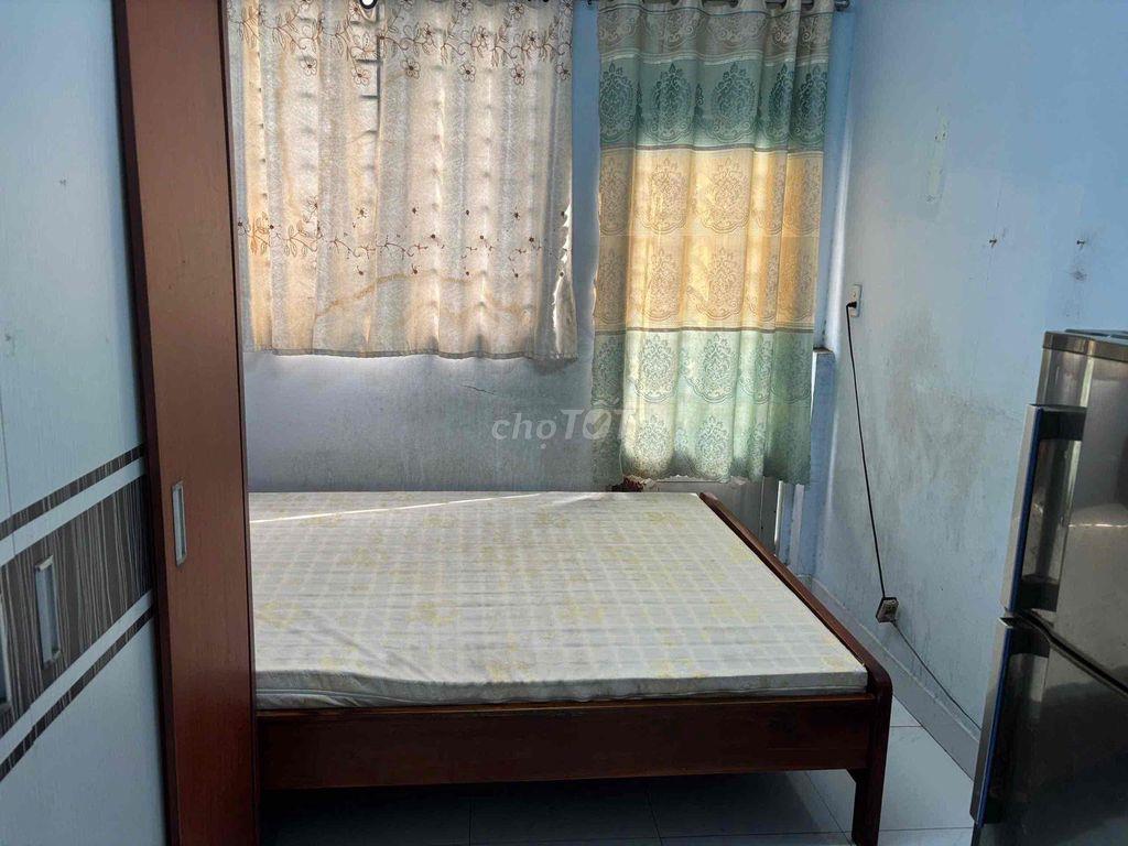Phòng sạch -ngay Công viên PN-đầy đủ tiện nghi có ban công