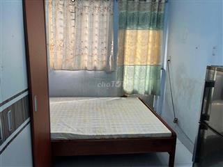 Phòng sạch -ngay Công viên PN-đầy đủ tiện nghi có ban công