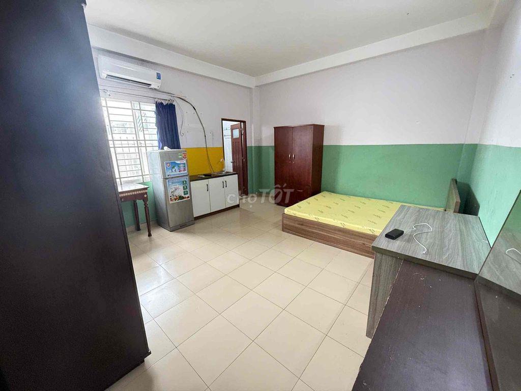 STUDIO FULL NỘI THẤT SIÊU RỘNG NGAY QUỐC LỘ 13 GẦN FTU GTVT