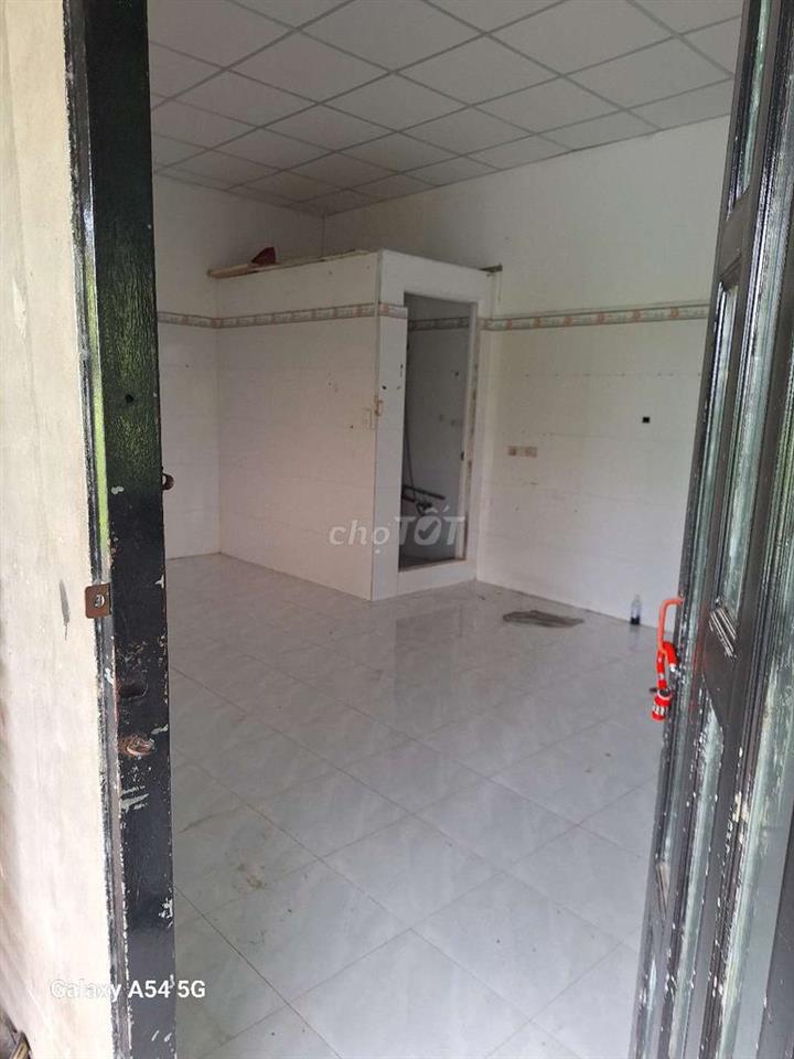 RIÊNG BIỆT NHƯ NHÀ NGUYÊN CĂN DTSD 24M² TRỆT WC WIEW HỒ THOÁNG MÁT 