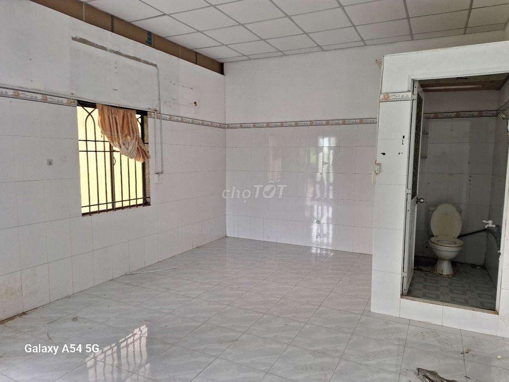 RIÊNG BIỆT NHƯ NHÀ NGUYÊN CĂN DTSD 24M² TRỆT WC WIEW HỒ THOÁNG MÁT 