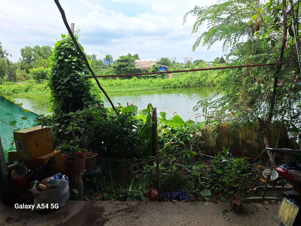 RIÊNG BIỆT NHƯ NHÀ NGUYÊN CĂN DTSD 24M² TRỆT WC WIEW HỒ THOÁNG MÁT 