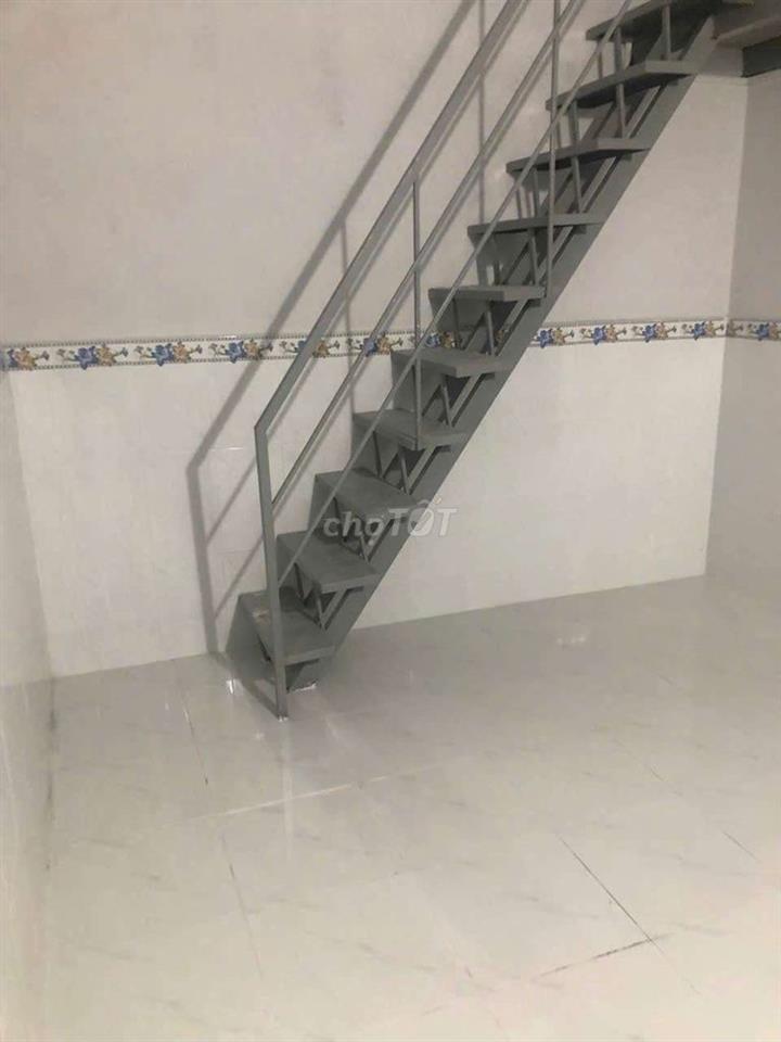Nhà MỚI HẺM XH DTSD:30M² TRỆT LẦU LỬNG LÓT ĐÁ HOA CƯƠNG 100% như hình 