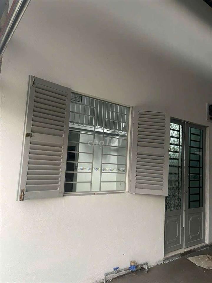 Nhà MỚI HẺM XH DTSD:30M² TRỆT LẦU LỬNG LÓT ĐÁ HOA CƯƠNG 100% như hình 