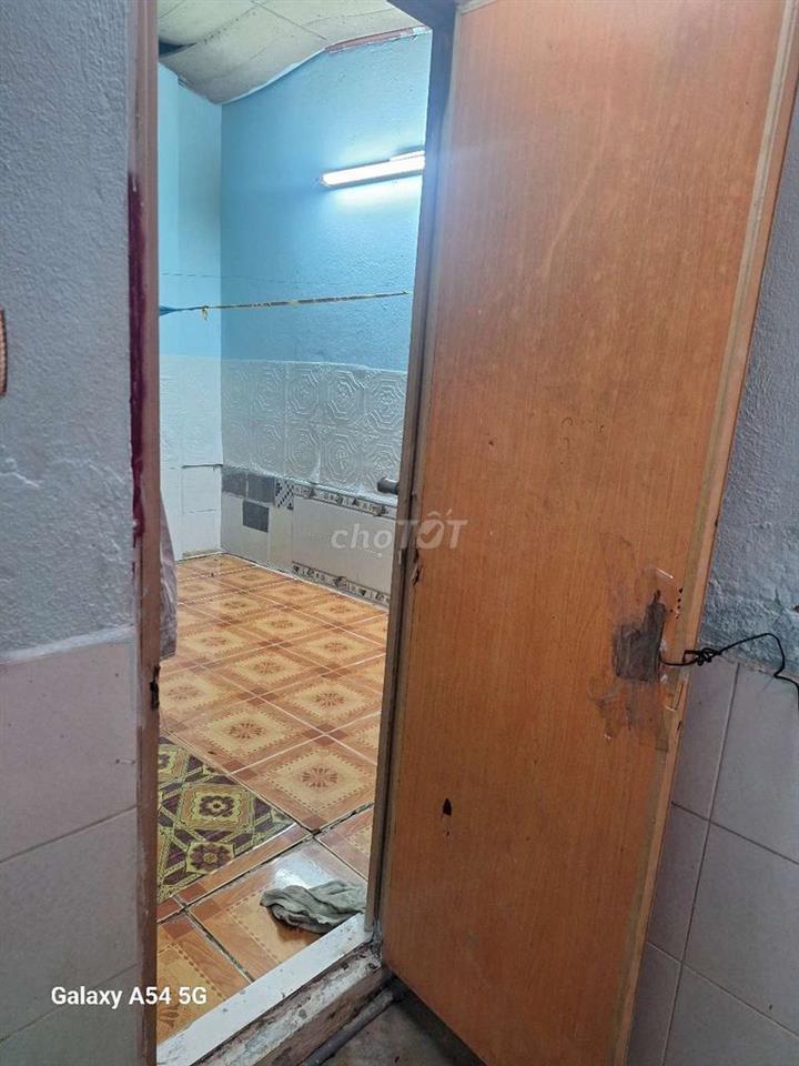 RIÊNG BIỆT KO CHUNG CHỦ DTSD 16M² BẾP WC riêng biệt  giờ giấc tự do