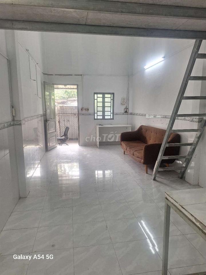 RIÊNG BIỆT NHƯ NHÀ NGUYÊN CĂN 3×9 TRỆT LỬNG DTSD 36M² BẾP WC SẠCH SẼ 