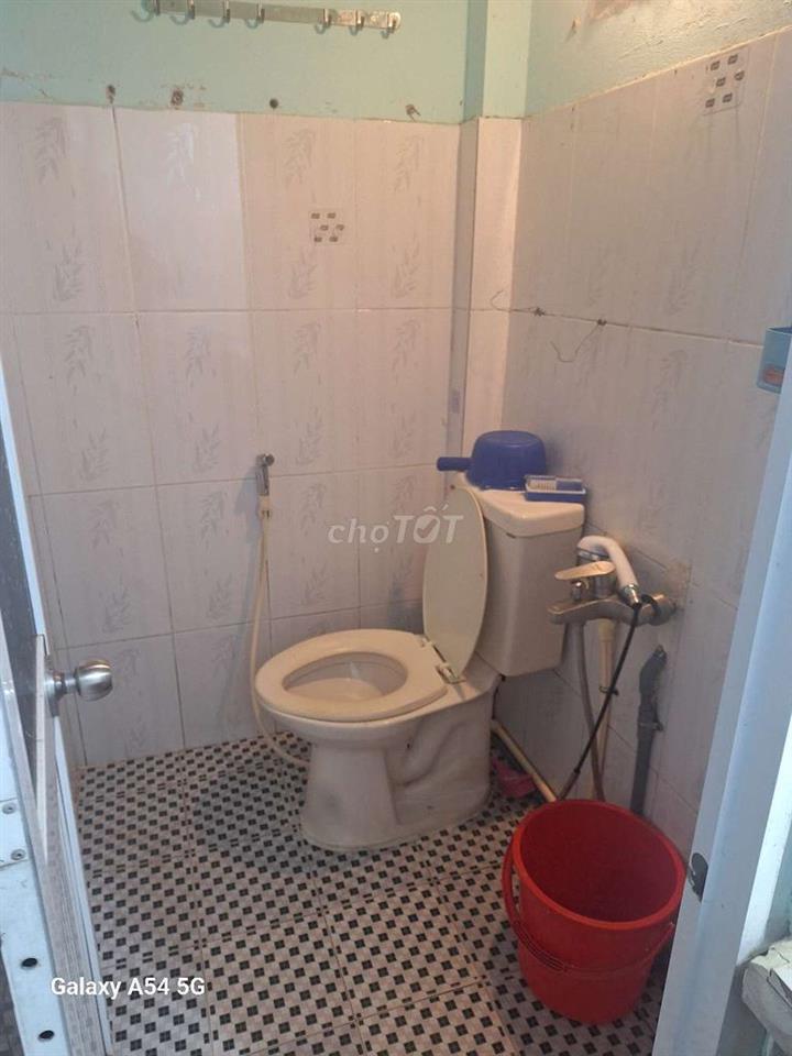 Riêng biệt như nhà nguyên căn DTSD 36m² trệt gác sân chung để xe vô tư