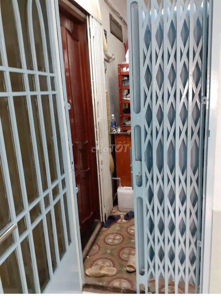 căn hộ CC NĐC LẦU 3 DTSD:10M² CÓ GÁC SỔ HỒNG RIÊNG 